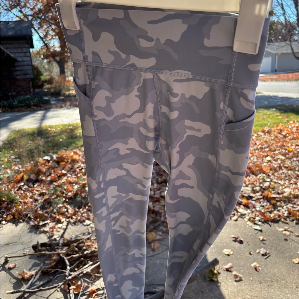 Kids Target All In Motion Blue Camouflage Leggings Large